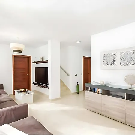 Bella Valen Playa Blanca (Lanzarote)