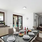 Villa Bella Valen *
